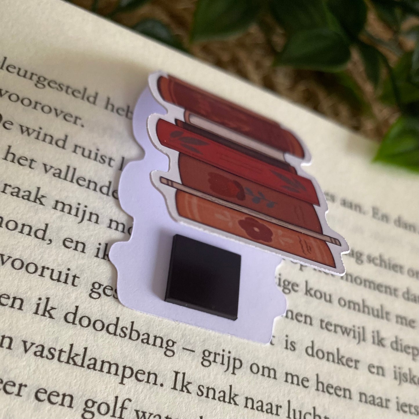 Stack of books | Magnetic bookmark