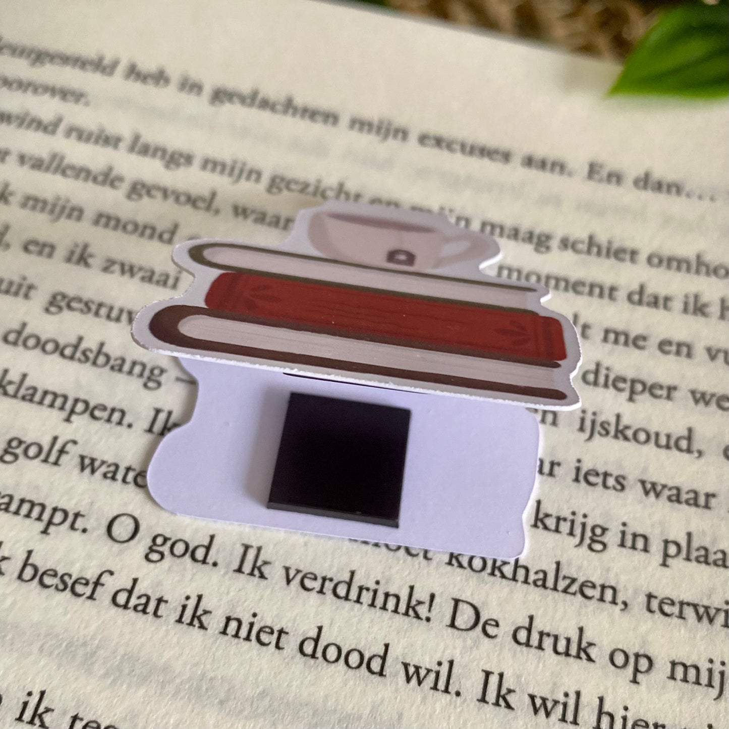 Tea & books | Magnetic bookmark