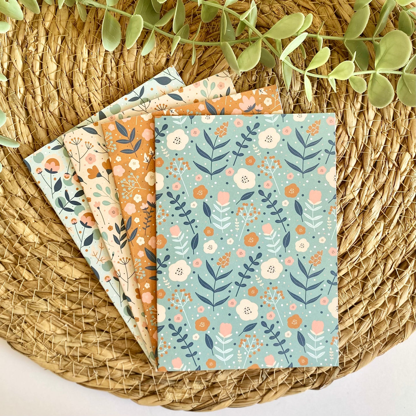 Flower pattern set of 4 | cards folded
